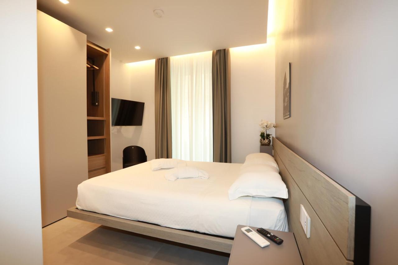 רומא Unique Luxury Stay מראה חיצוני תמונה